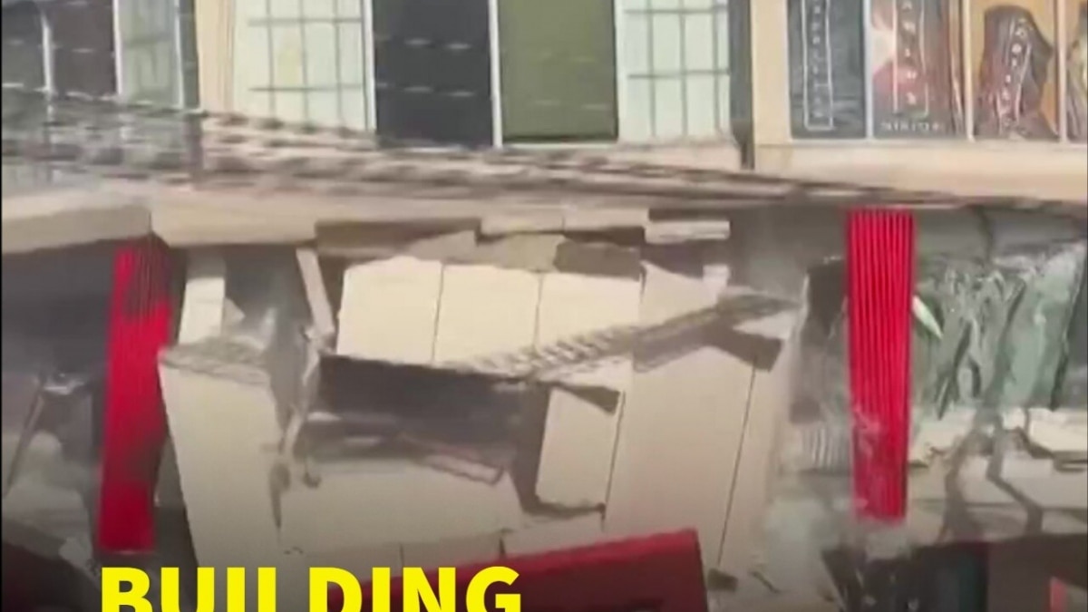 Caught On Camera: Building Crumbles During Deadly 7.8 Philip