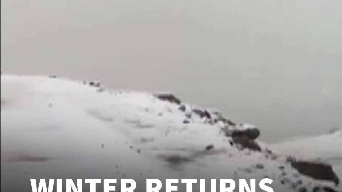 Unexpected July Snowfall In Ladakh | Wari La Pass Covered In Fresh Snow