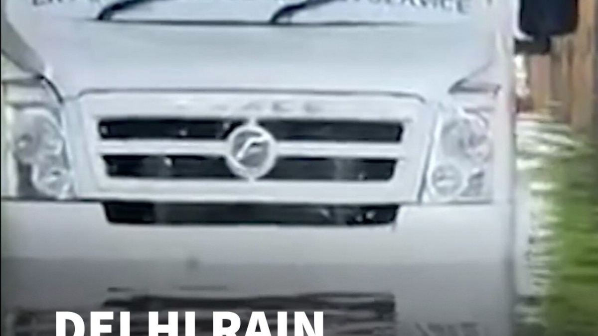 Delhi Rains Trigger Massive Waterlogging, Traffic Chaos Across NCR