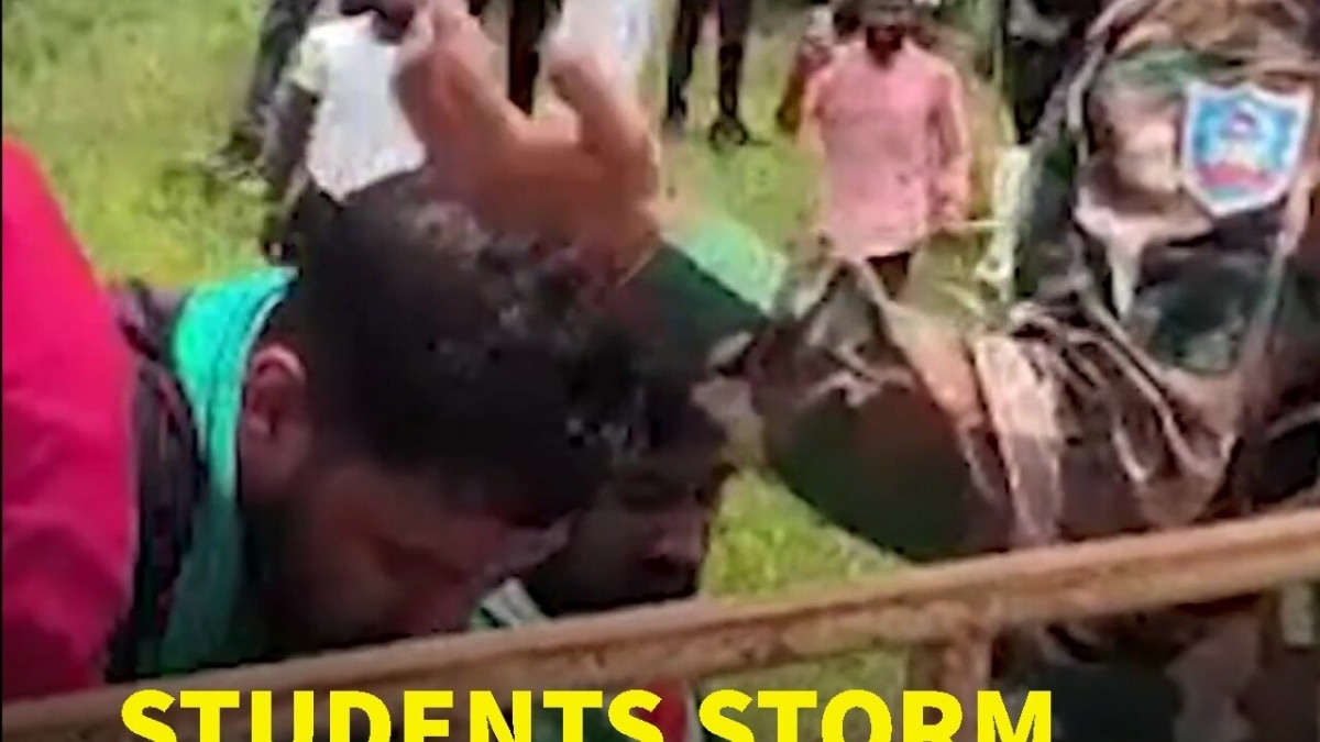 Jharkhand Students Rush Towards Assembly As Protesters Are Seen Running Near Vidhan Sabha