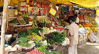 Food inflation shoots up to 11.47 per cent Food inflation shoots up to 11.47 per cent