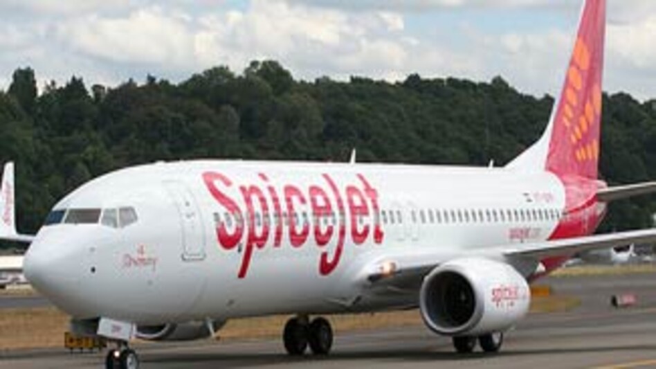 SpiceJet in spot over safety norms breach SpiceJet in spot over safety norms breach