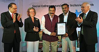 Shyam Bhartia, Hilde Schwab, Krishnavater Sharma, Rajiv Khandelwal and Kap