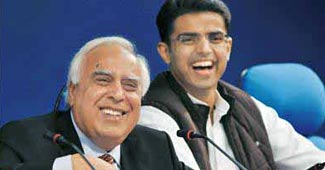 Govt buys time on 2G scam with another probe