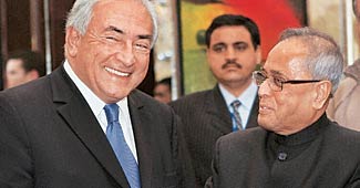 Strauss-Kahn hints of Montek at IMF top