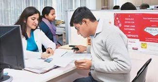 HDFC pays Rs 400-cr, HUL Rs 220-cr as advance tax