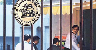 Bank heads ask RBI to slash reserve norms