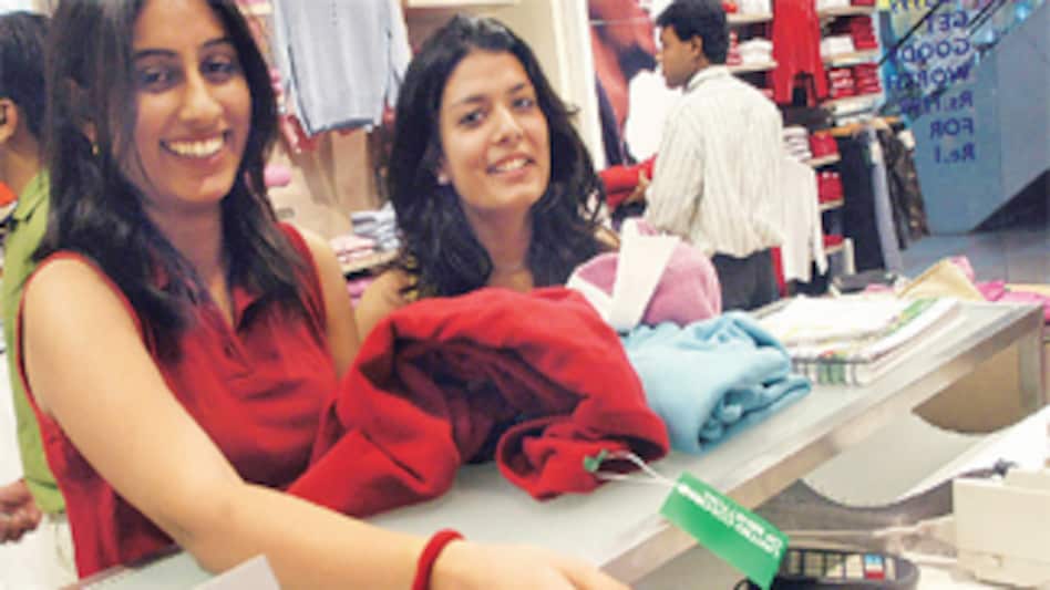 Banks lax with credit card security: Survey Banks lax with credit card security: Survey