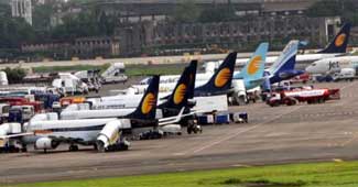 Regulator mulls fewer flying hours for pilots