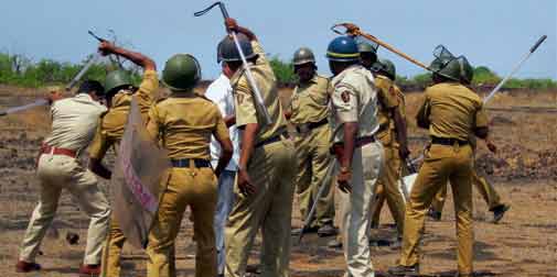 Bandh over Jaitapur turns violent, mob ransacks hospital
