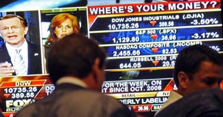 US stocks sink on Greece financial crisis worries