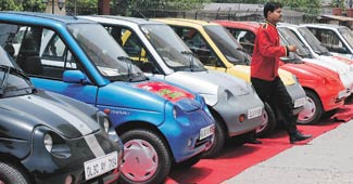 The Rs 6,000 fund will be used for providing infrastructure support and also setting up research and development centres for electric and hybrid vehicles.