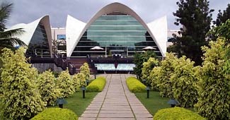 Infosys lands in soup over visa use in US