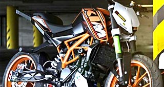 Priced at Rs 1.18 lakh, Bajaj Auto launches 'Duke 200' 