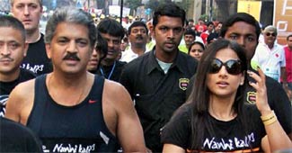 The Marathon Managers: What motivates CEOs to participate