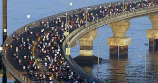 Corporate biggies gear up for Mumbai Marathon 2012