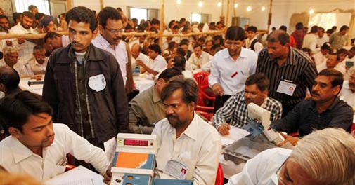 Election results:  Mulayam set to replace Maya, Badals retain Punjab