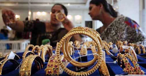 Akshaya Tritiya: Gold traders make merry as sales pick up before D-day