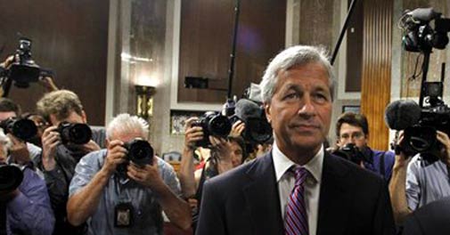Executives may have to pay for JPMorgan loss 