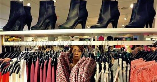 Confident consumers give US retail sales a lift