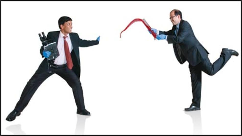 Majumder (left) and Sundaram (right) believe treatment for every cancer patient should be different <em>Photo: Deepak G . Pawar/www.indiatodayimages.com</em> Majumder (left) and Sundaram (right) believe treatment for every cancer patient should be different <em>Photo: Deepak G . Pawar/www.indiatodayimages.com</em>