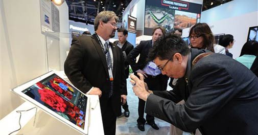 CES 2013: Panasonic unveils 20-inch 4K tablet
