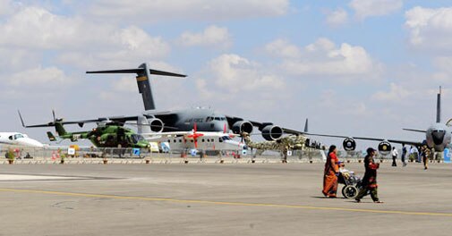 In Pics: Aero India 2013 takes to the skies