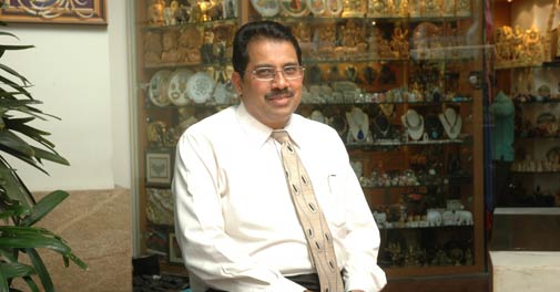 'Distinguish between organised and unorganised players in the gold-loan sector'