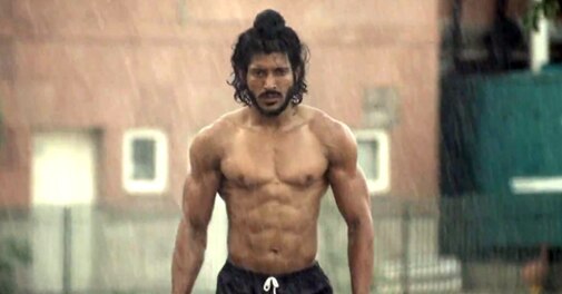 Bhaag Milkha Bhaag picks up strongly at box office  