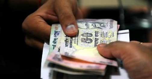 Govt mulls ban on advertisements about ponzi schemes