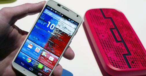 Motorola launches Google Glass inspired 'always listening' Moto X smartphone