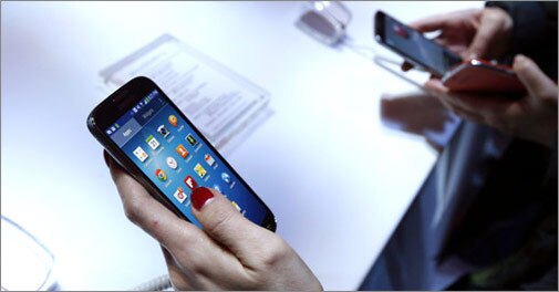 Samsung offers smartphone user interface in nine Indian languages