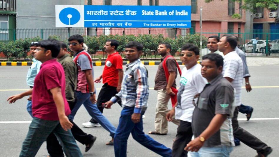 <em>Photo: Reuters</em> <em>Photo: Reuters</em>