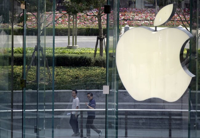 In China, Apple's 'cheap' iPhone 5C looks too pricey