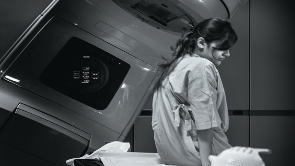 A patient at the radiation centre at Apollo Hospital, Delhi <em>Photo: Vivan Mehra</em> A patient at the radiation centre at Apollo Hospital, Delhi <em>Photo: Vivan Mehra</em>