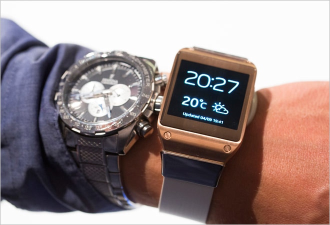 Wave of wearable gadgets expected at CES 2014