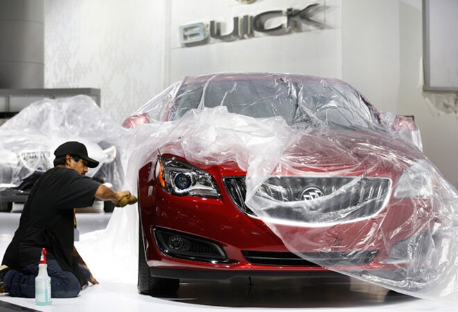 General Motors sweeps 2014 car, truck awards at Detroit auto show