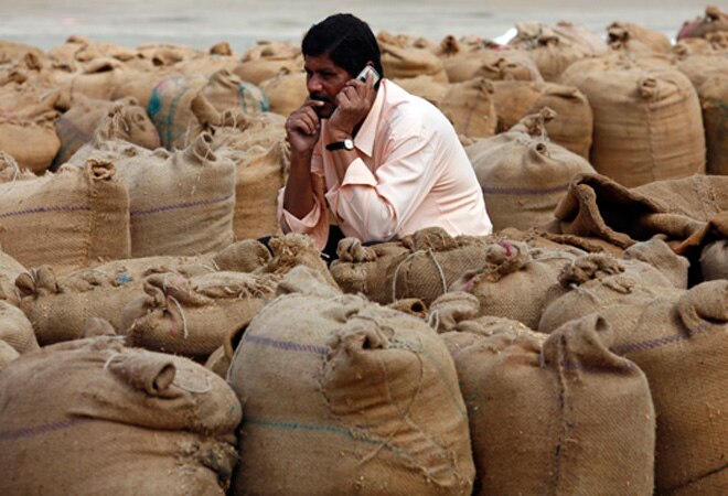 CAG audit of private telecom companies may open Pandora's box