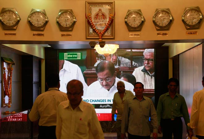 BSE Sensex rises 97 points to month-high on excise duty cut BSE Sensex rises 97 points to month-high on excise duty cut