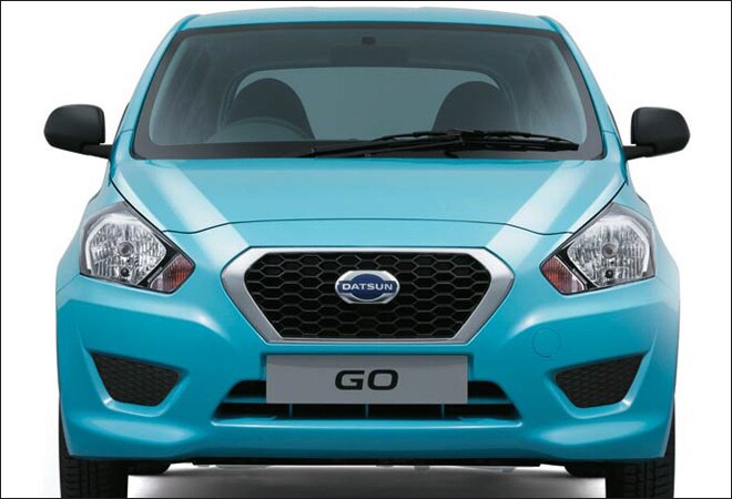 Nissan rolls out 'Datsun GO', expected to be priced below Rs 4 lakh Nissan rolls out 'Datsun GO', expected to be priced below Rs 4 lakh