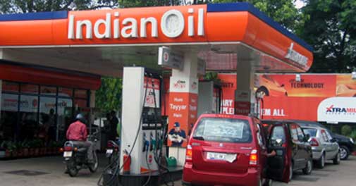 IOC stake sale priced at 10 per cent discount; govt to get Rs 5,300 cr IOC stake sale priced at 10 per cent discount; govt to get Rs 5,300 cr