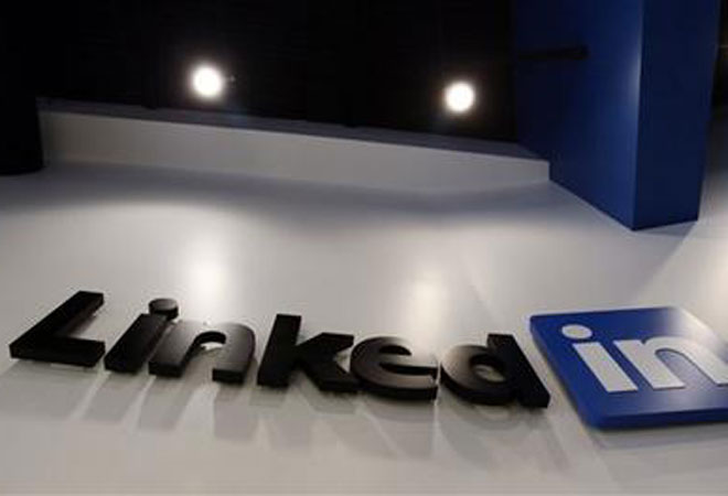 LinkedIn's Q4 eclipsed by disappointing outlook LinkedIn's Q4 eclipsed by disappointing outlook