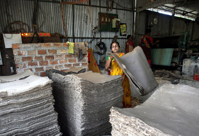 Paper companies may look up in FY15 on ability to hike prices