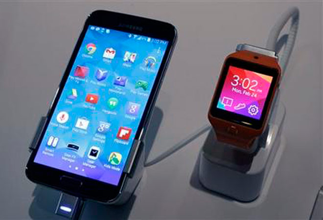 Review: Samsung Galaxy S5, new watches will appeal to fitness fans Review: Samsung Galaxy S5, new watches will appeal to fitness fans