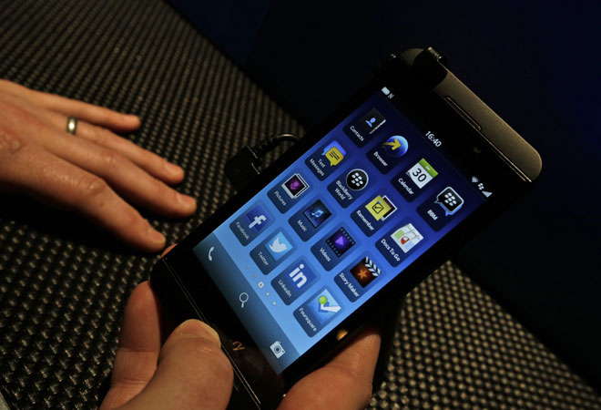 BlackBerry cuts Z30 price by 12% in limited offer BlackBerry cuts Z30 price by 12% in limited offer