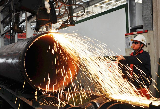 China's PMI drops to 50.2 per cent in February China's PMI drops to 50.2 per cent in February