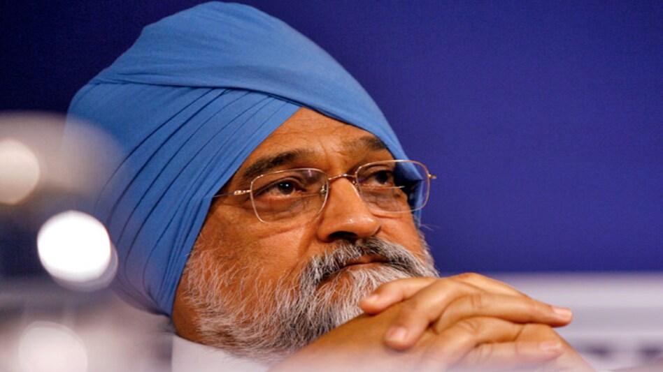 Deputy chairman of planning commission Montek Singh Ahluwalia. Deputy chairman of planning commission Montek Singh Ahluwalia.