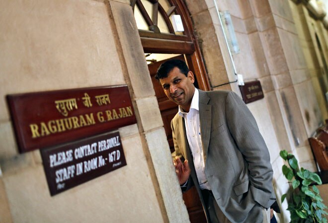 RBI to issue new bank licences in next few weeks, says Raghuram Rajan RBI to issue new bank licences in next few weeks, says Raghuram Rajan