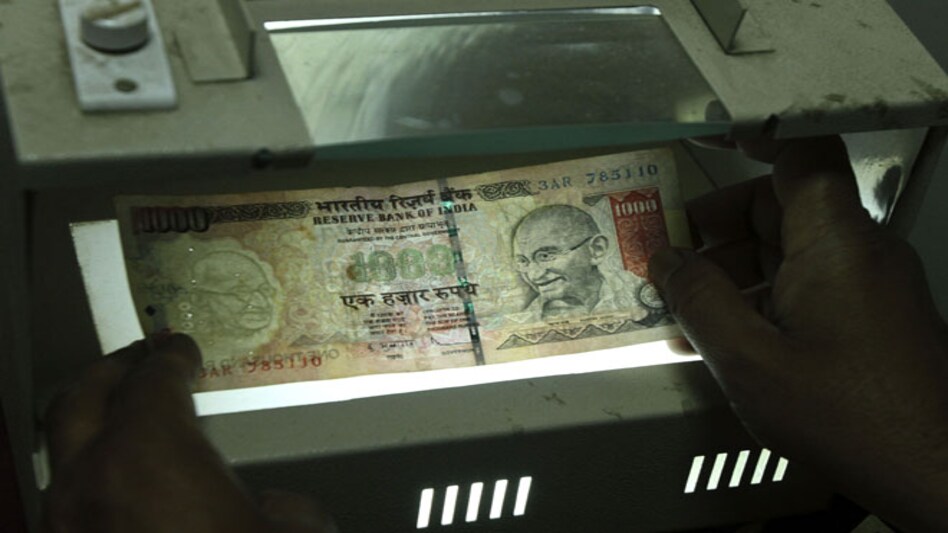 Executives likely to see 15-20 per cent salary hikes in FY15 Executives likely to see 15-20 per cent salary hikes in FY15