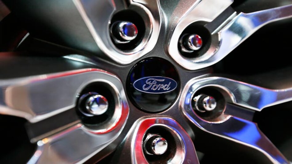 Ford launches new Endeavour priced up to Rs 23.06 lakh Ford launches new Endeavour priced up to Rs 23.06 lakh